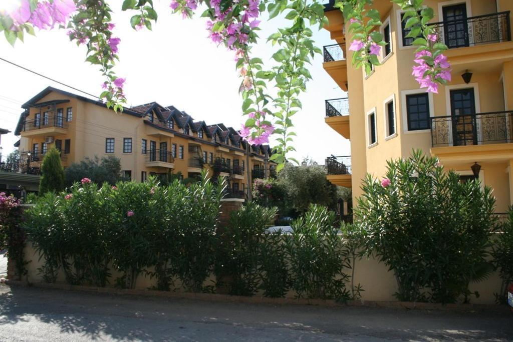 T&G Apartments Marmaris Extérieur photo