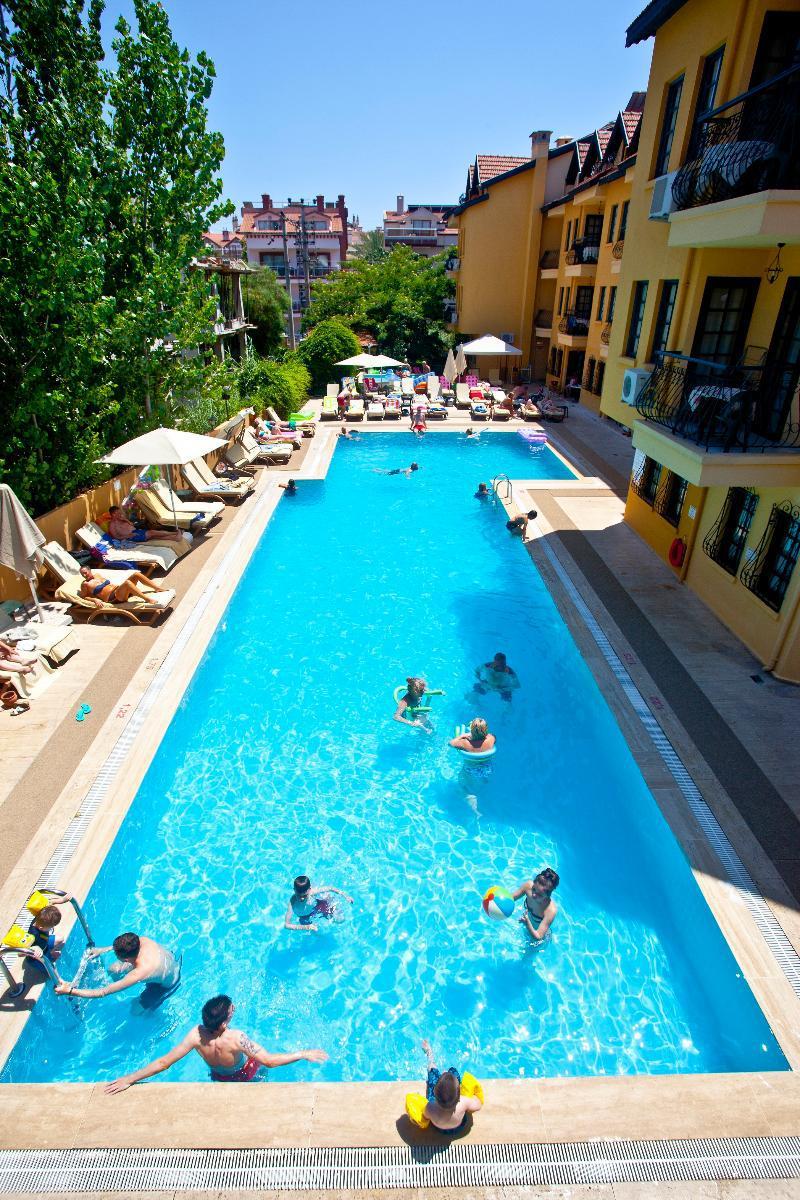 T&G Apartments Marmaris Extérieur photo